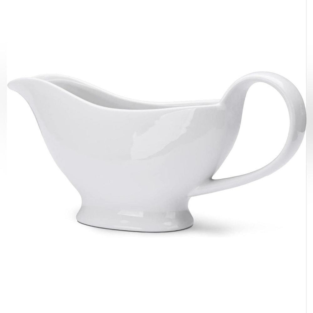 🔹️NWT Cordon Bleu White Porcelain 16oz Sauce Gravy Boat Server